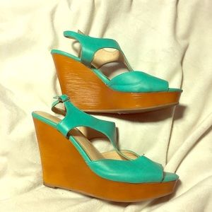 Size 10 teal turquoise platform sandles from Cato